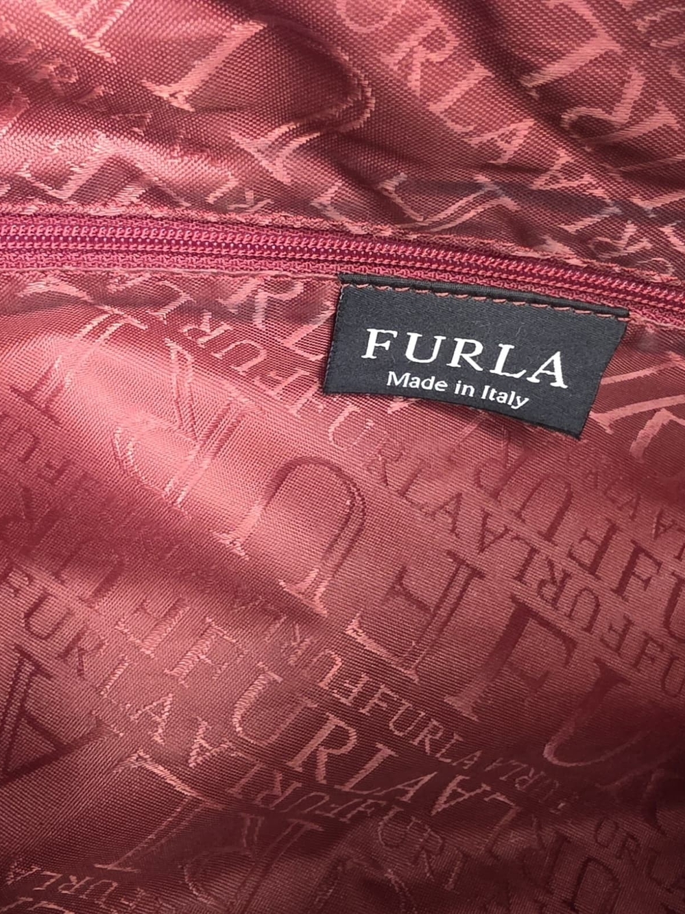 red leather Furla bowling/shoulder bag.size 2. - Picture 7 of 12